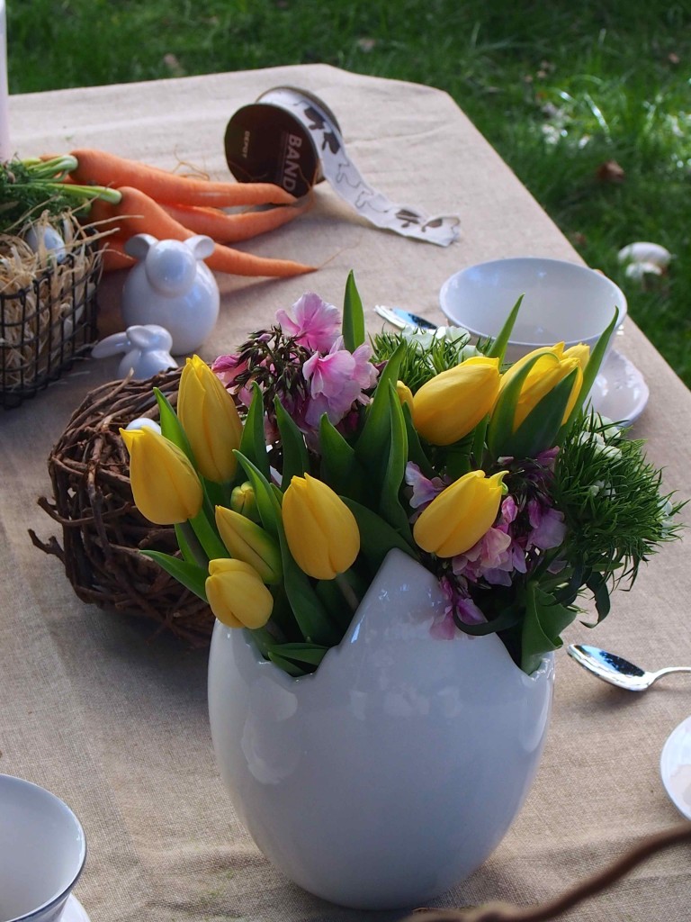 table pâques printemps