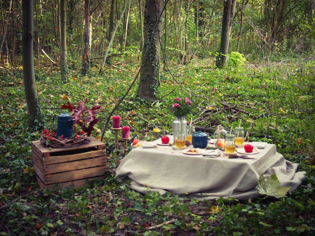 décoration de table en forêt