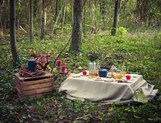 décoration de table en forêt