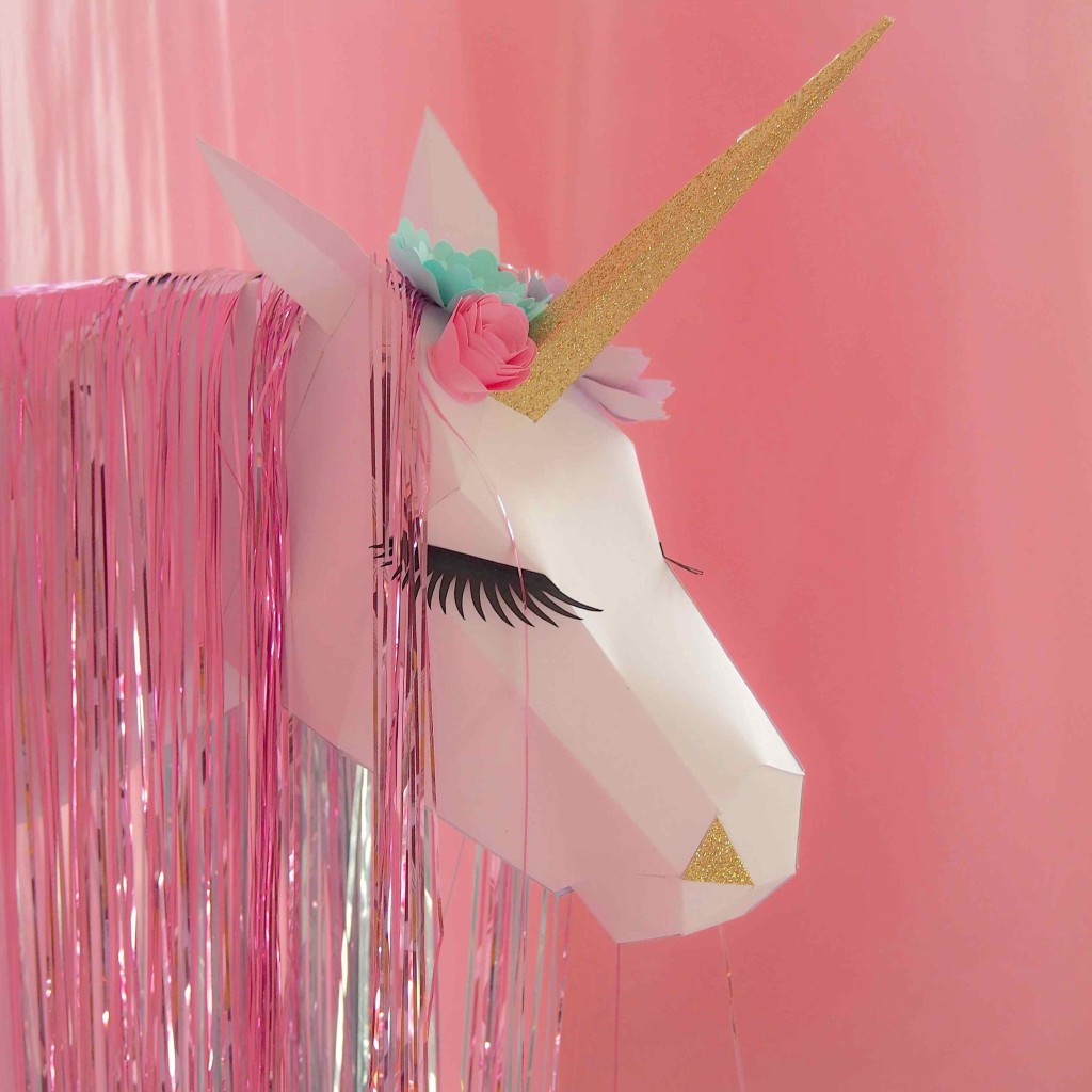 trophée licorne en papier