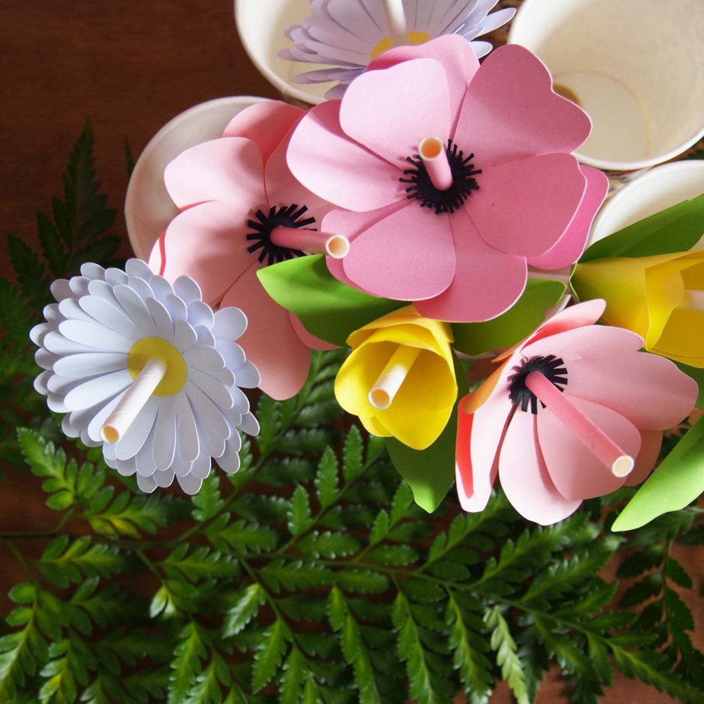 pailles fleurs déco