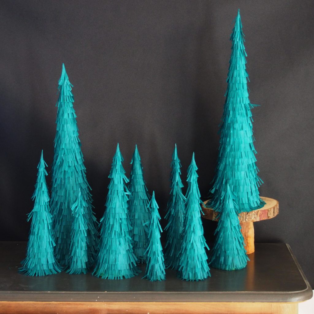 tuto sapins papier noel