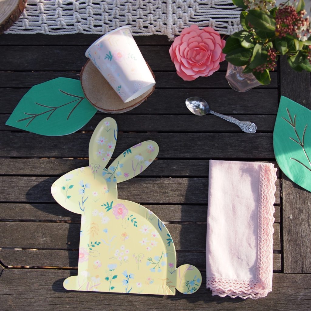 pâques assiette carton lapin