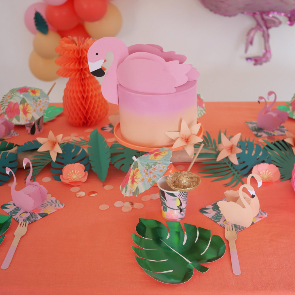 gâteau anniversaire flamant rose