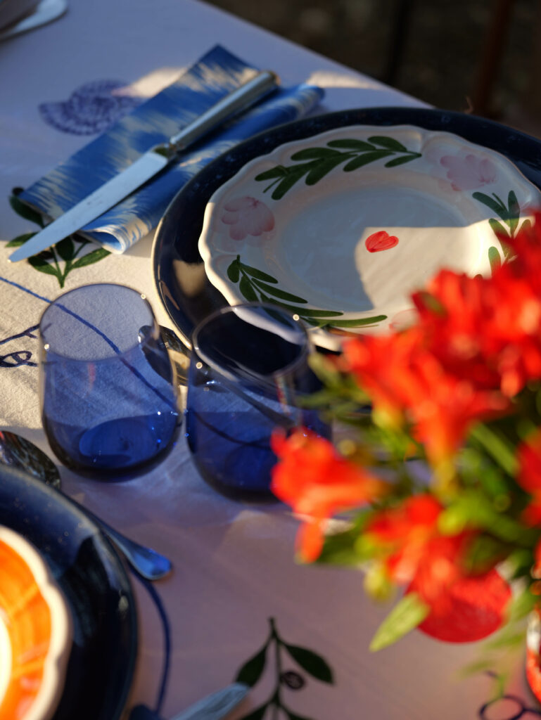 assiette motifs végétaux